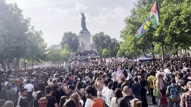 Protesta de LFI contra la interceptación de la Flotilla de la Libertad por parte de Israel