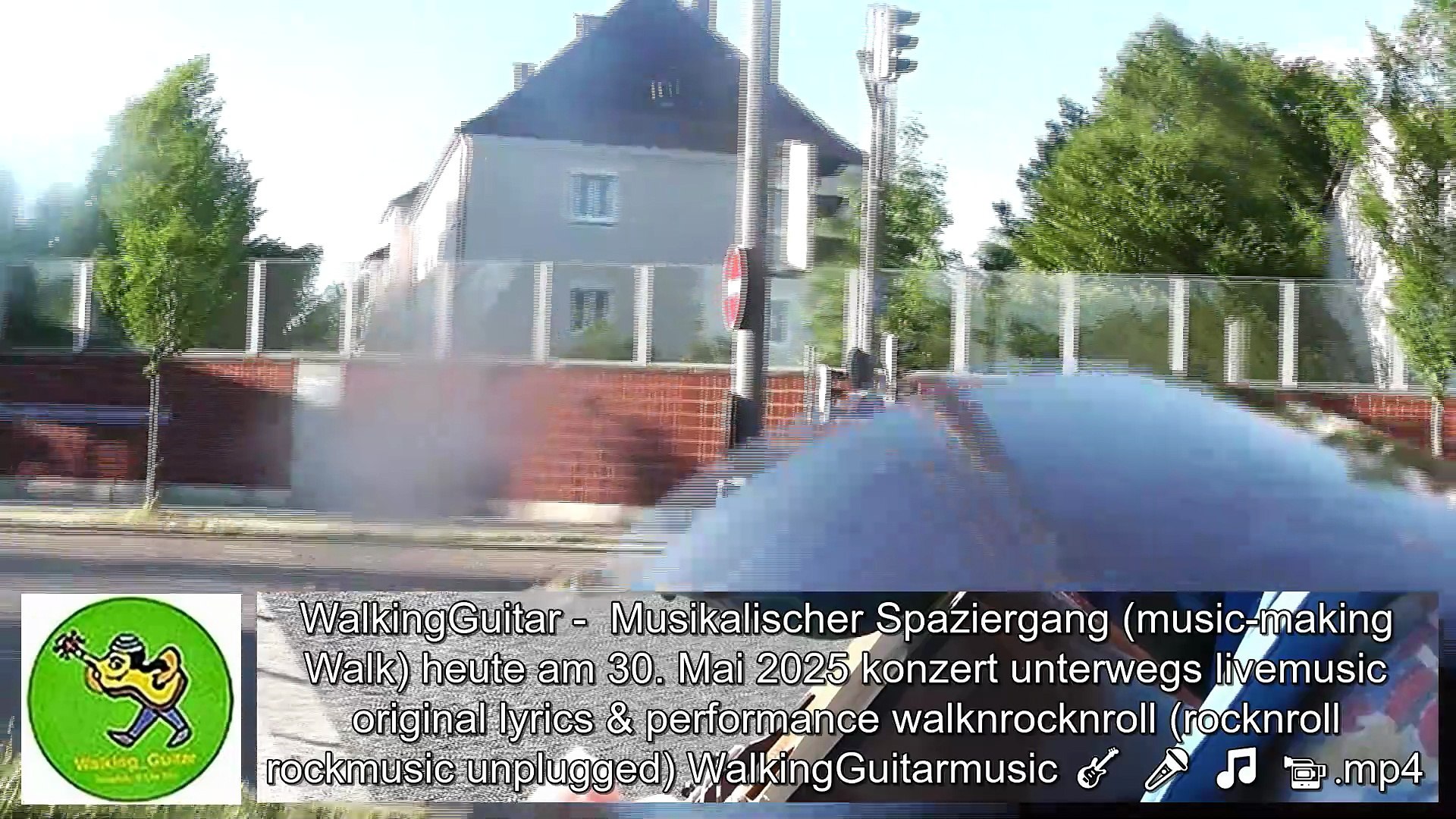 ⁣WalkingGuitar -  Musikalischer Spaziergang (music-making Walk) heute am 30. Mai 2025 konzert unterwe