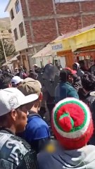 Así capturaron a dos bloqueadores en Llallagua