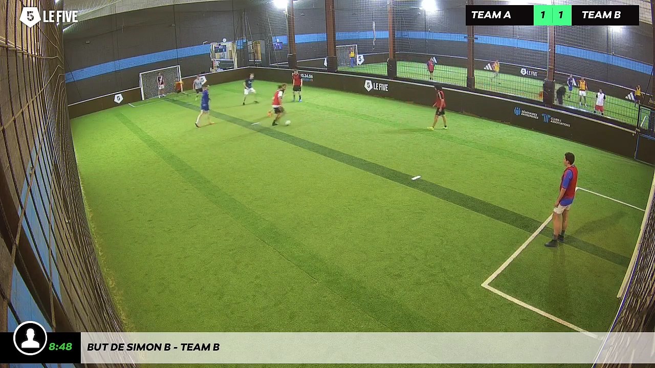 But de Simon B - Team B