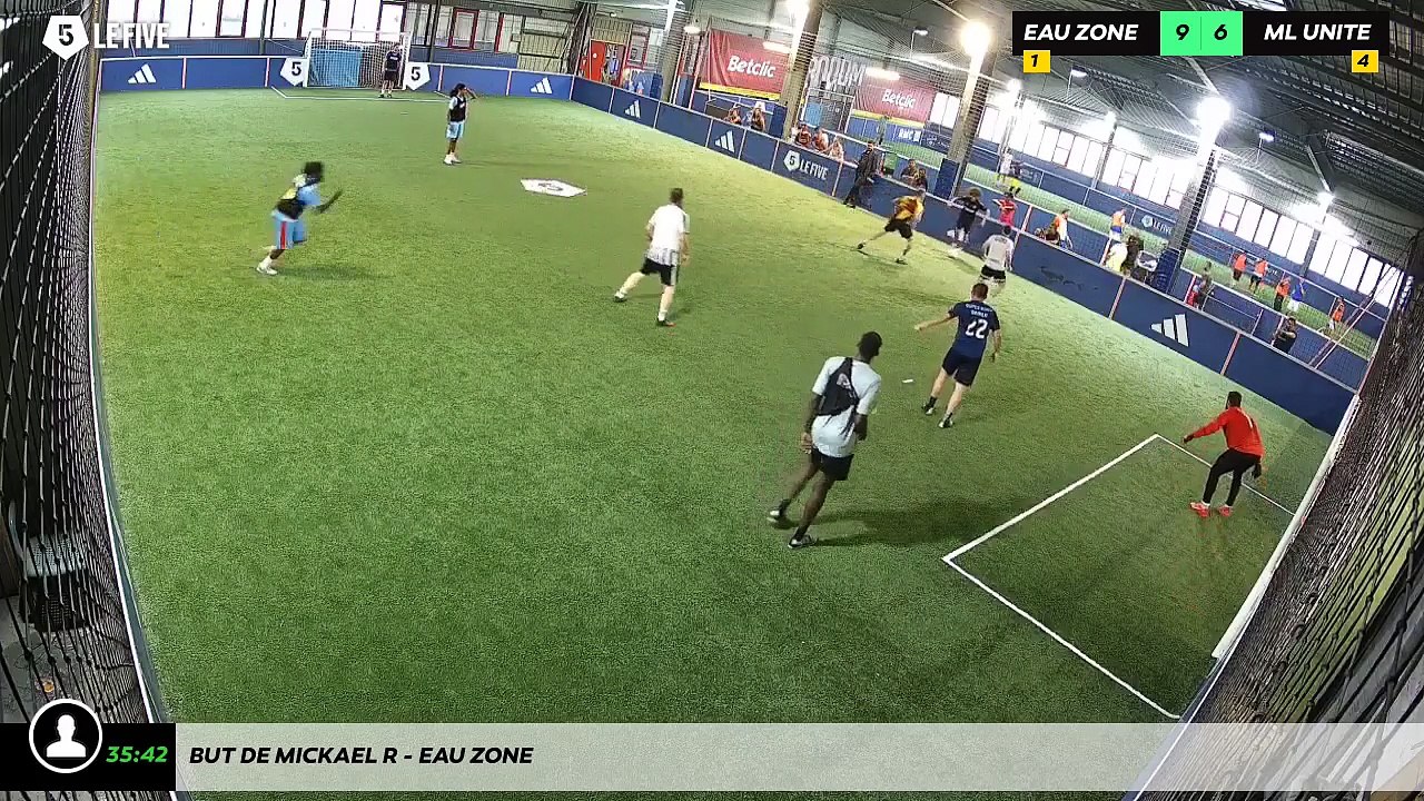 But de Mickael R - Eau Zone
