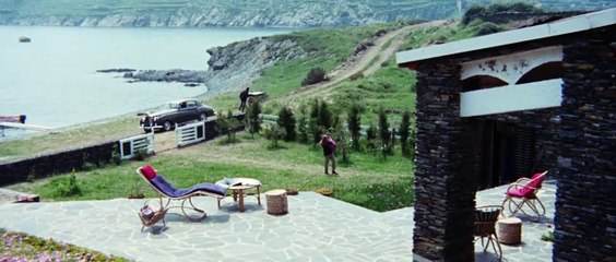 Death Walks on High Heels 1971