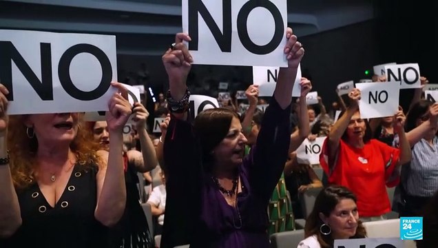 Mujeres víctimas de tortura durante el franquismo en España exigen justicia y reparación