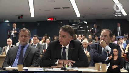 Diante de Moraes, Bolsonaro afirma que 'golpe é uma coisa abominável'