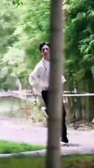 To prevent past mistakes, she distanced herself, but he persisted in loving her. - Chinese  2025