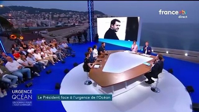Emmanuel Macron très agacé hier soir sur France 2 par une question du journaliste Hugo Clément sur Christophe Castaner, employé par les chinois de Shein : C'est nul ce que vous faites ! Vous le jetez au pilori !