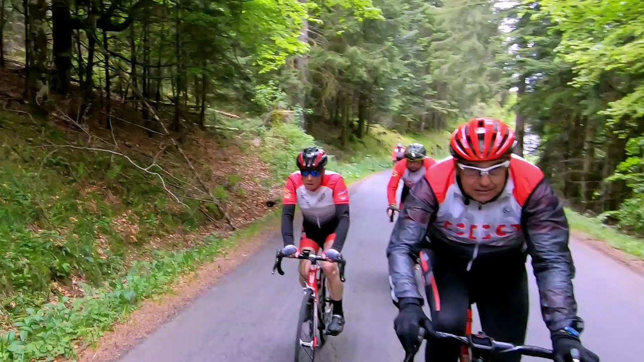 Eygurande les cyclistes