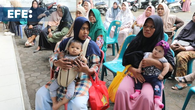 Indonesia brinda chequeos de salud gratuitos para niños y adultos mayores