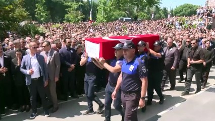 SON DAKİKA... Ferdi Zeyrek'in ölümüyle ilgili bilirkişi raporu açıklandı!