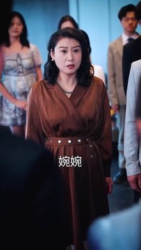 Everyone mocked her for not divorcing the cheating scumbag, but she was just waiting to personally send him to jail.