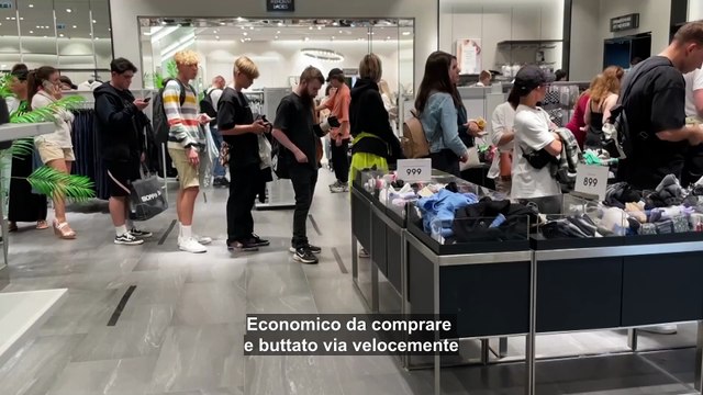 Francia, senato approva una legge per regolamentare i giganti del fast fashion Shein e Temu