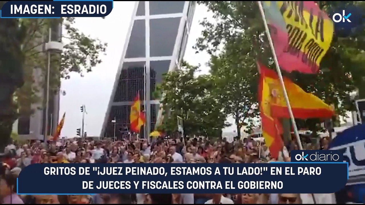 Gritos de "¡Juez Peinado, estamos a tu lado!" en el paro de jueces y fiscales contra el Gobierno