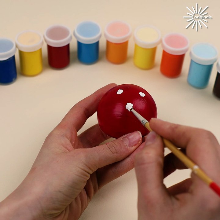 Make your mushroom art pop🍄