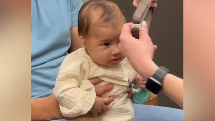 Baby’s Priceless Reaction to Hearing Dad’s Voice for the First Time.mp4