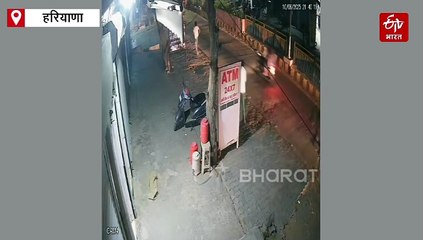 नूंह में एटीएम लूटने गया था युवक, स्थानीय लोगों ने जमकर पीटा, सीसीटीवी में कैद हुई चोर की हरकत