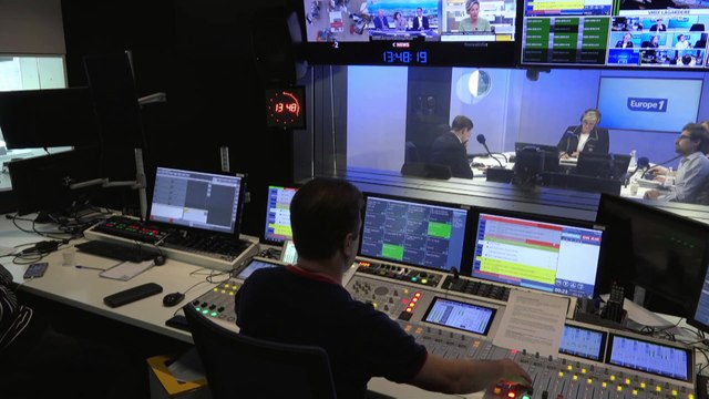 Emmanuel Macron en plein naufrage lors de sa prise de parole en direct : La pire audience d'un chef de l'État, des politiques déconnectés ?