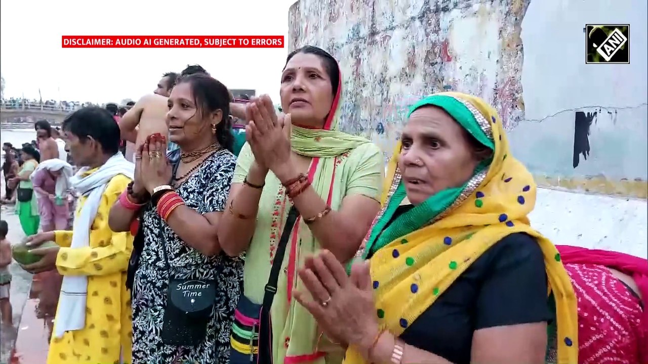 ज्येष्ठ पूर्णिमा स्नान के लिए हरिद्वार में बड़ी संख्या में श्रद्धालुओं ने लगाई गंगा में डुबकी