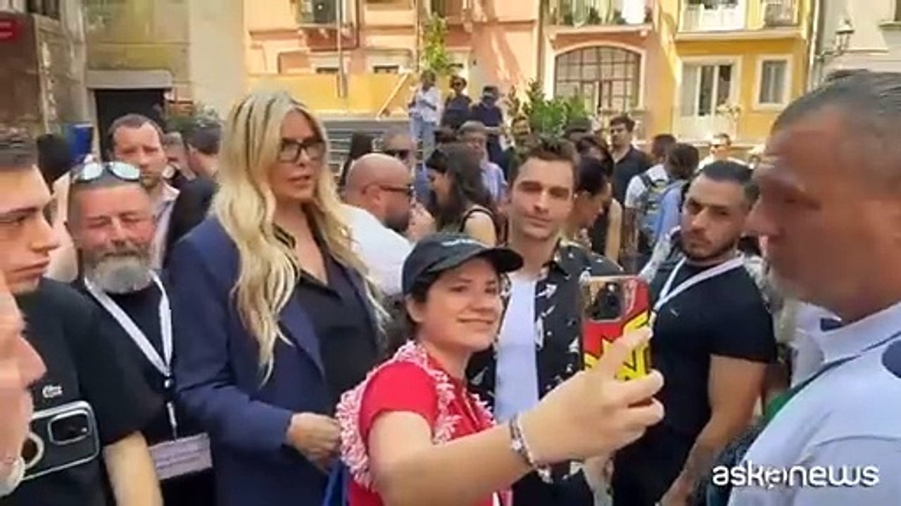 Selfie, autografi e folla per Dave Franco al Taormina Film Festival
