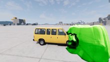 محاكي الحوادث سيارة تصتدم بالجلي