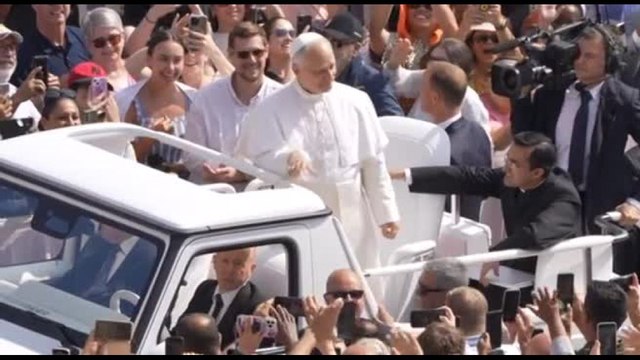 Il Papa prega per famiglie e vittime della tragedia di Graz