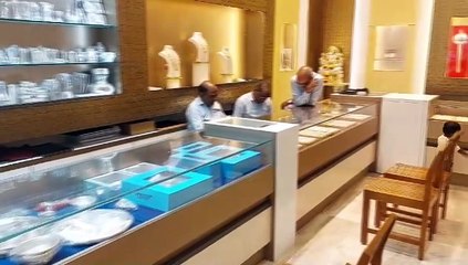 जळगावच्या 'सुवर्णनगरी'त चांदीच्या दरात विक्रमी वाढ, दहा दिवसांत दहा हजारांची उसळी