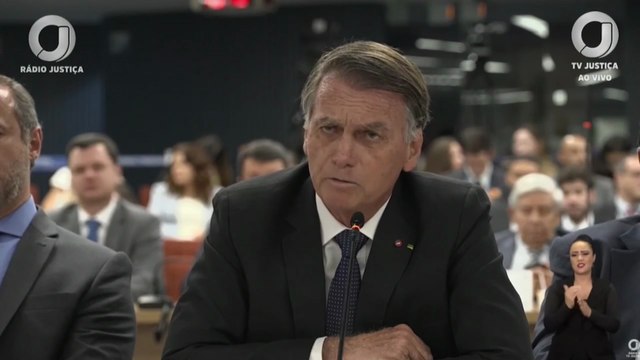 Bolsonaro admite buscar alternativas constitucionales tras derrota electoral