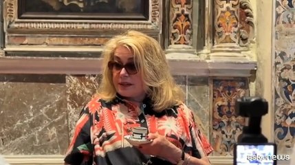 Taormina, Catherine Deneuve: amo tutto dell'Italia tranne la politica