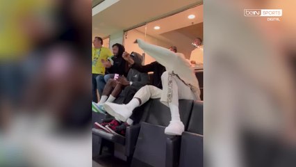 Giannis Antetokounmpo, estrella de la NBA, celebra el gol de Vini Jr. ante Paraguay