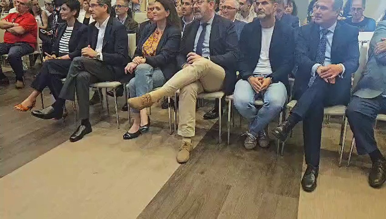 La ministra Isabel Rodríguez habla de vivienda en Guadalajara en un acto de la Cadena SER