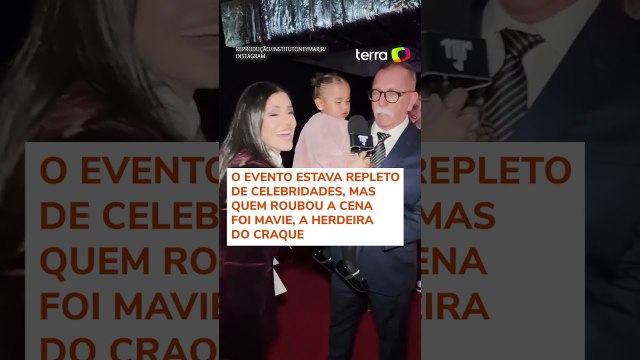 Com direito a entrevista, filha de Neymar e Bruna Biancardi rouba a cena em leilão #shorts