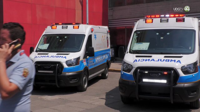 La UdeG dona tres ambulancias de cuidados intensivos a los Hospitales Civiles