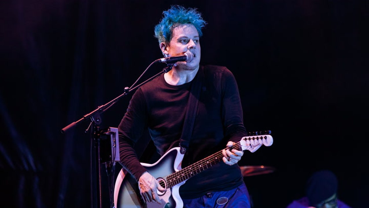 Jack White gets fan letter meant for Jack Black: 'Somebody got their wires crossed'