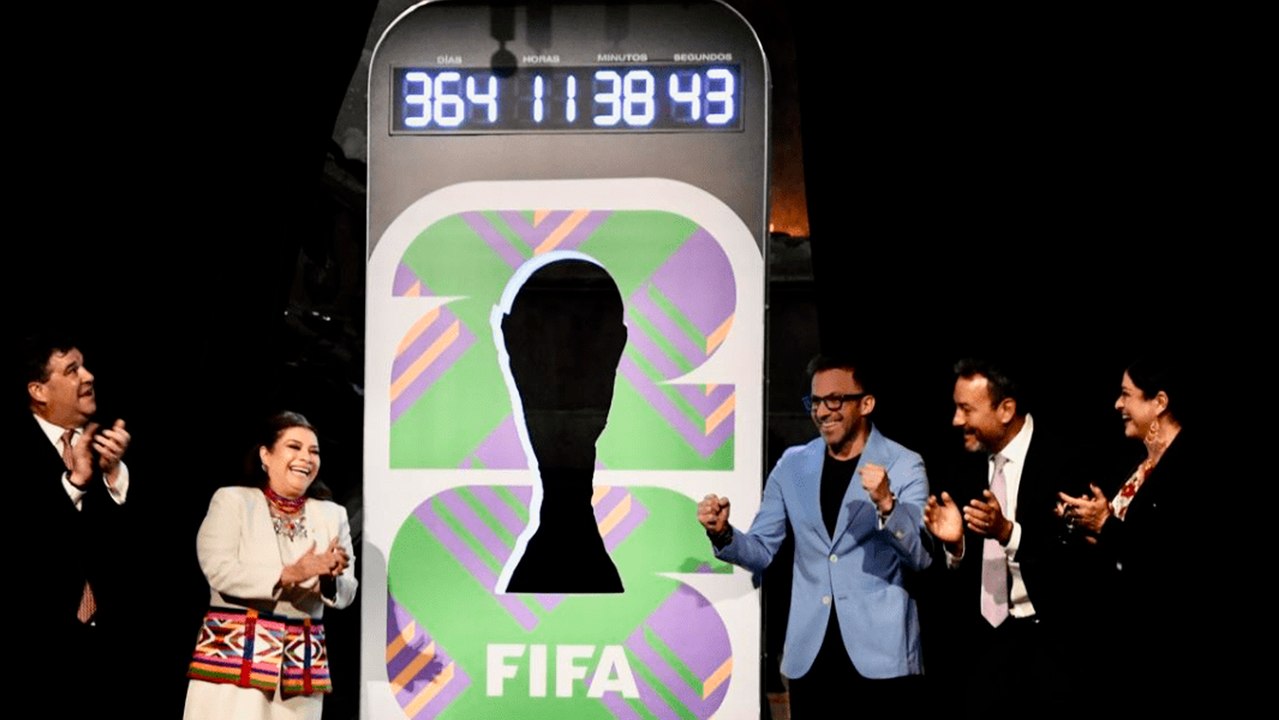 Clara Brugada inaugura reloj del mundial 2026; así inicia la cuenta regresiva a la Copa del Mundo