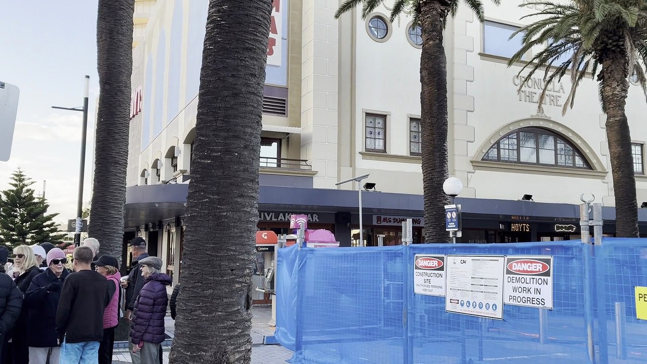 Palm trees to go in Cronulla mall upgrade