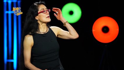 "Renunciación" entrevista con Avelina Lésper