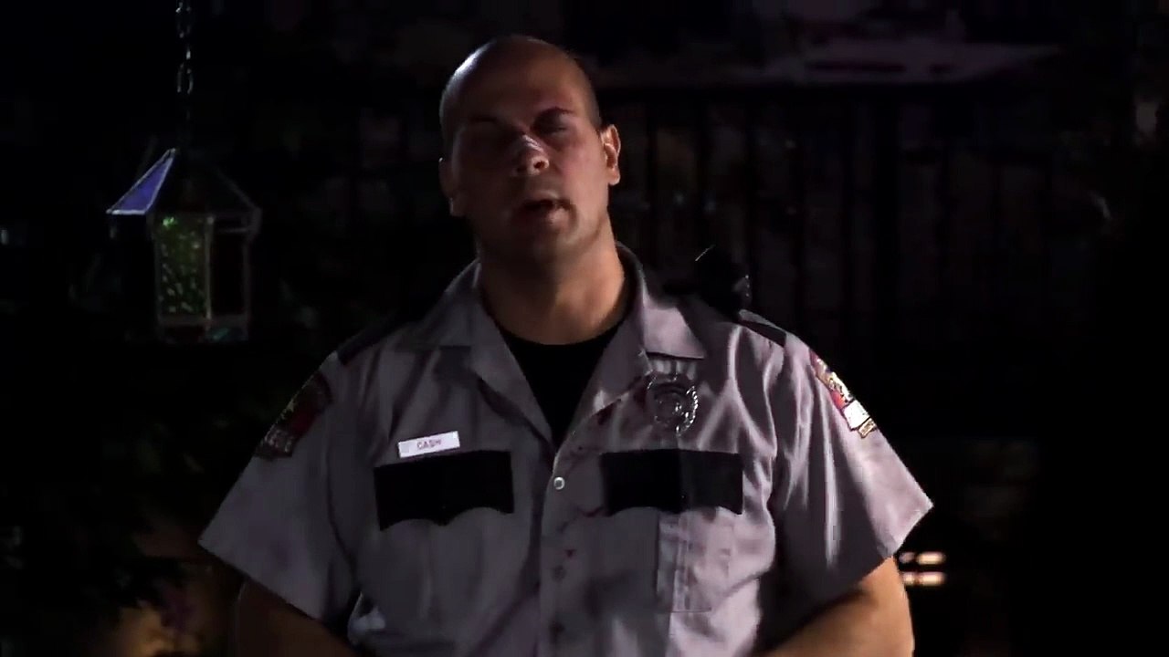 Weeds - The Beaten Security Guard (S1E9) Movie Clips