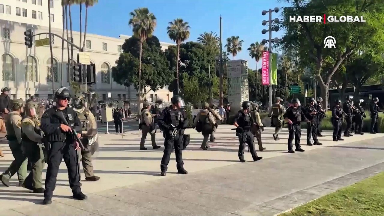 Los Angeles ayakta! Protestolar ve polis şiddet...