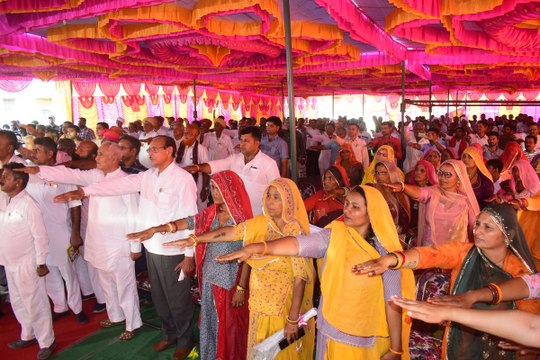आईजी की हिदायत... बदमाशों की कमर तोड़ो, लापरवाह अफसरों पर गिरेगी गाज
