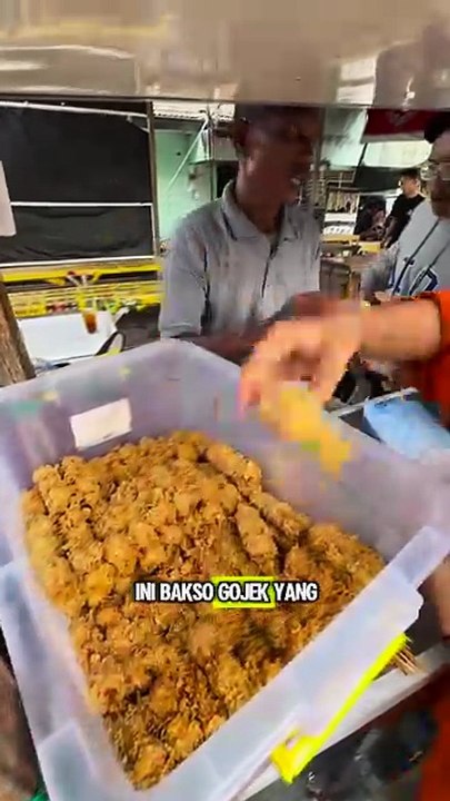 Bakso kojek medan baru buka langsung antri dan gak pernah sepi di Jl. Darussalam Medan!  #kulinermedan #kulinerviral #streetfood #kuliner #infokuliner #medanfood #food #medan