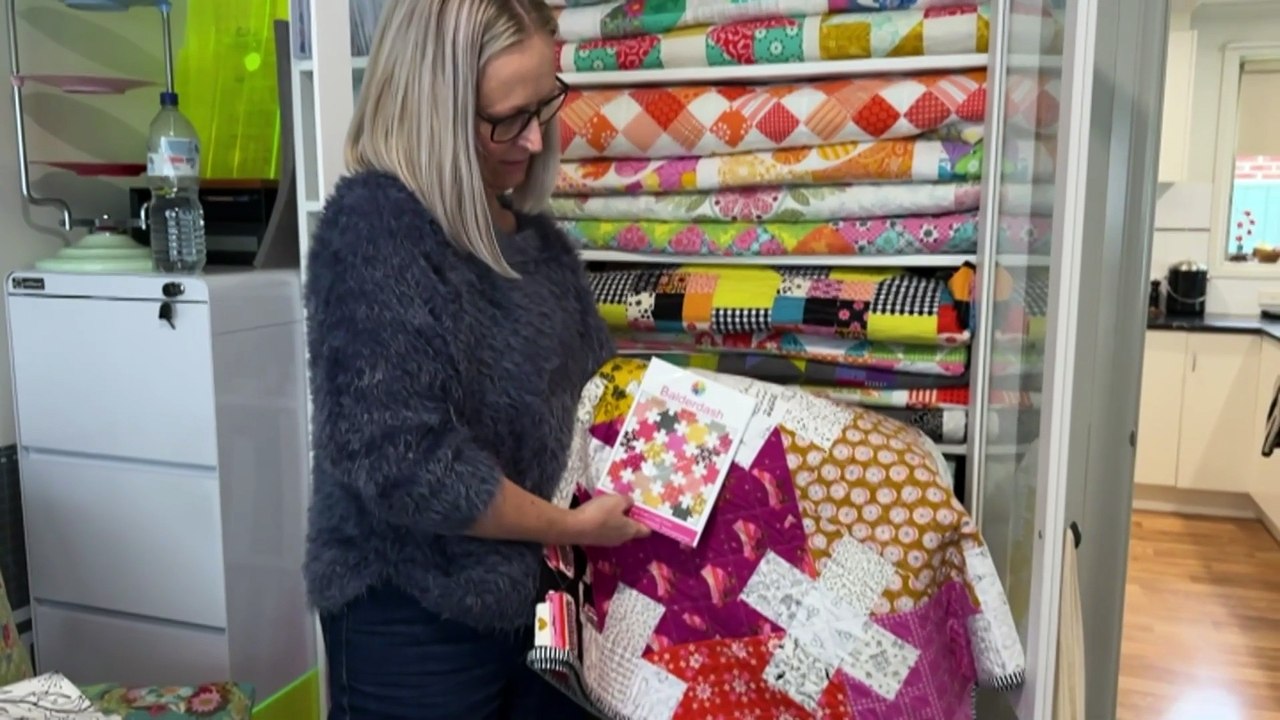 Australia Post suspends most postage to the US ahead of new tariffs