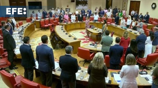 El Congreso guarda un minuto de silencio por los fallecidos en los incendios forestales