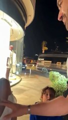 خلود الصغيرة تحرج امها