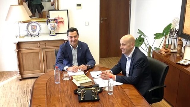 Moreno destaca cooperación con municipios para la transformación de Andalucía