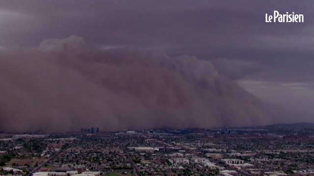 États-Unis : une impressionnante tempête de poussière aveugle la ville de Phoenix
