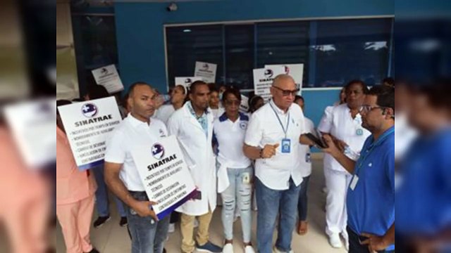 Enfermeras del hospital José María Cabral y Báez paralizan labores