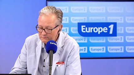 «Il ne va pas se priver d'un pouvoir constitutionnel» : la dissolution, plus vraiment écartée par Emmanuel Macron ?