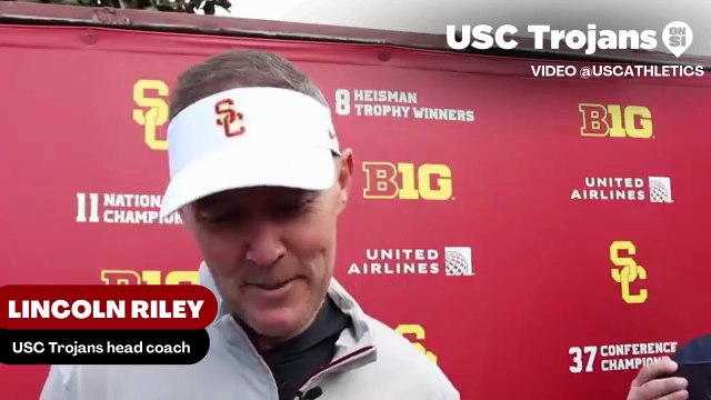 USC Trojans head coach Lincoln Riley discusses the tight end room and how it has depth