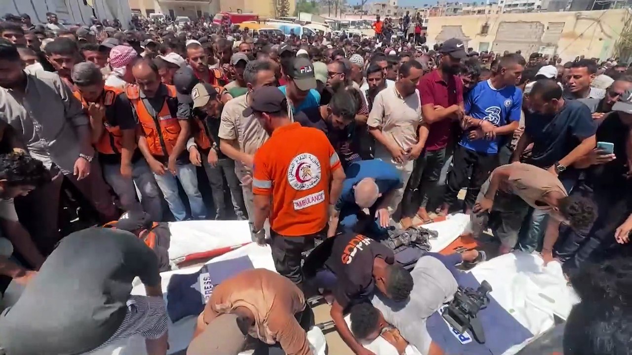 Gaza llora el asesinato de periodistas: Las cámaras alcanzadas por las bombas no se apagarán