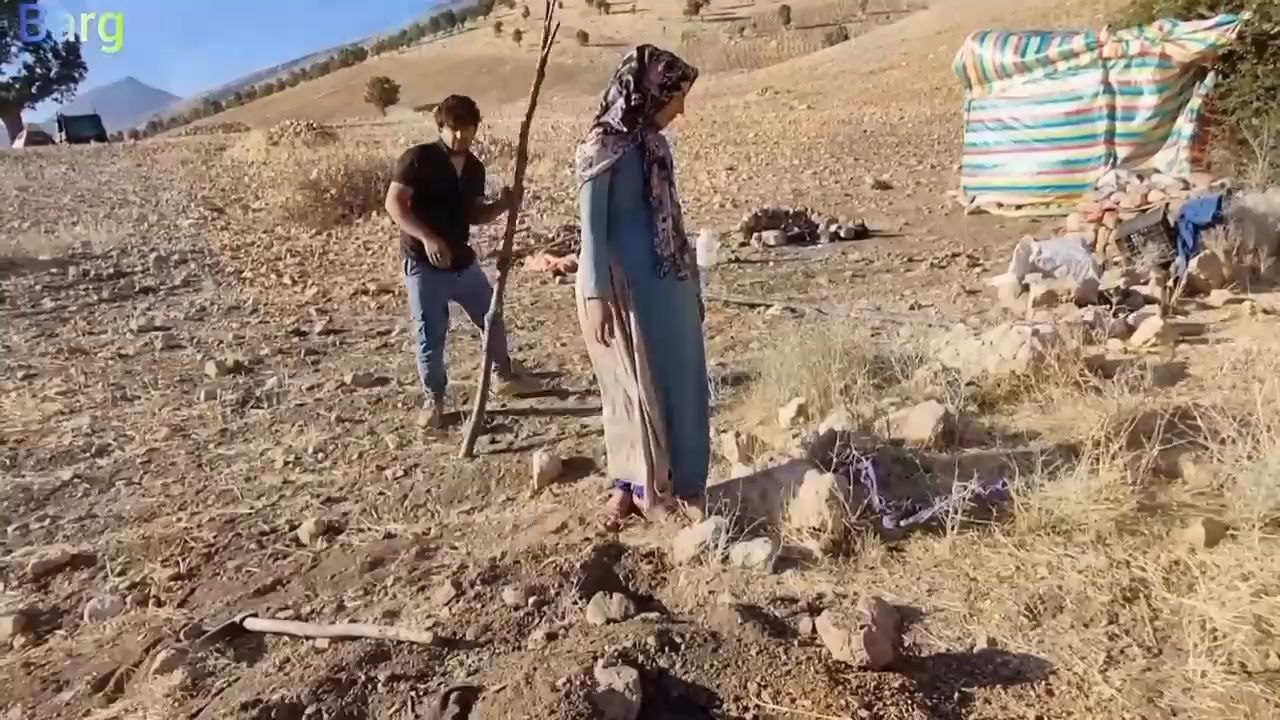 part 6 | Striving for a better life_ cooking local breakfast_building a field toilet