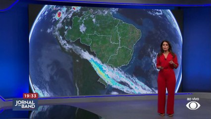 Frente fria avança com temporais no Sul e provoca virada no tempo em São Paulo